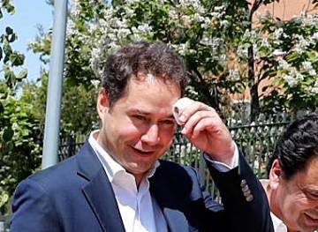 La vanguardia de Casado en Madrid: banderas de España, menos impuestos y ayudas a las familias