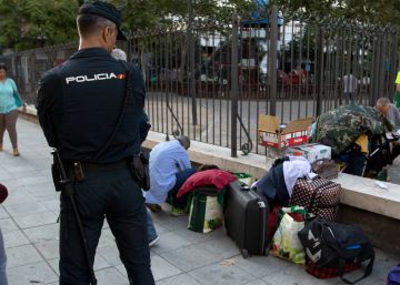 La policía desaloja a los ultras de Hogar Social tras 28 días en otro edificio del Barrio de Salamanca