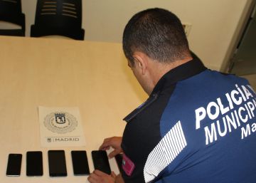 Roban 15 móviles de alta gama en el centro de Madrid