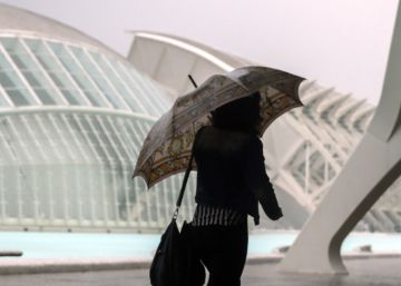 El Ayuntamiento de Valencia cierra parques y jardines por las intensas tormentas
