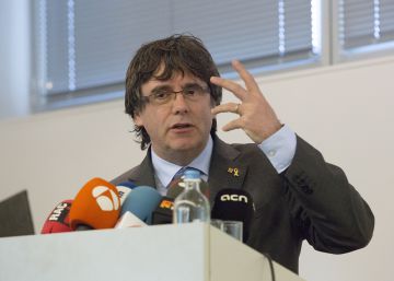 Puigdemont s’aferra a l’escó: “Estic convençut que el Parlament protegirà els seus membres”