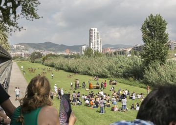 La Mercè llega a orillas del Besòs