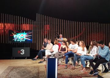 TV3 busca el millor orador jove de Catalunya amb ‘El got d’aigua’