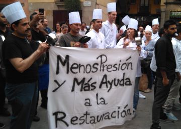 Los restauradores amenazan a Colau con movilizaciones si sigue eliminando terrazas