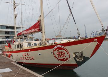 Open Arms atraca en Valencia para mostrar la realidad de los migrantes en el Mediterráneo