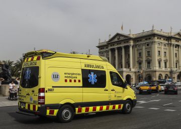 Muere un hombre atropellado por un autobús en el barrio del Eixample en Barcelona
