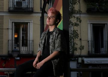 “Me persiguieron para pegarme por ser transexual”