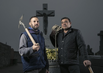 “Ser enterrador es muy sacrificado; no hay festivos”