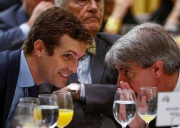 La Asamblea desbloquea la investigación de los másters de Casado, Cifuentes y Montón