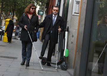 “Los patinetes eléctricos representan un riesgo para las personas con discapacidad”