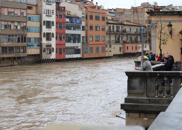 Emergencias de Cataluña pide que no se circule por la provincia de Girona por la lluvia