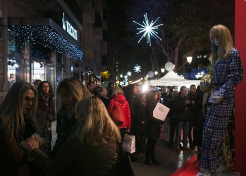 Rebaixes, música i gastronomia a la Shopping Night