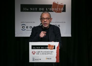 Los editores catalanes desagravian a Lluís Pasqual