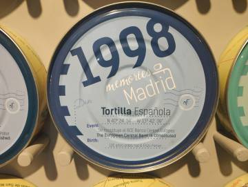 ¿Me envuelve la tortilla de patatas para regalo?