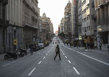 Barcelona, 21-D: menys trànsit i els comerços del centre, buits