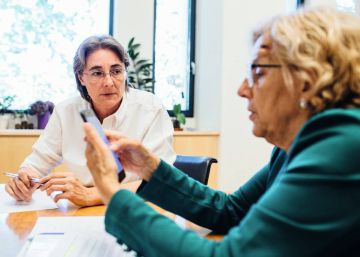 Manuela Carmena suspende su agenda navideña