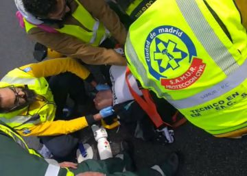 Un taxista, herido muy grave al abalanzarse sobre un coche cuando protestaba en la A-2
