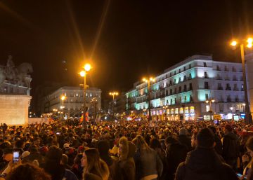 Miles de venezolanos piden a Sánchez en la Puerta del Sol que reconozca al opositor Guaidó como presidente