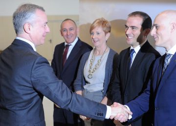 El Gobierno vasco confía en subir el sueldo de los funcionarios en febrero