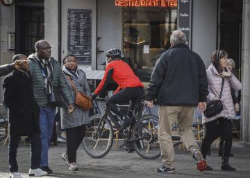 La Urbana detecta 30 punts negres on els ciclistes circulen per les voreres