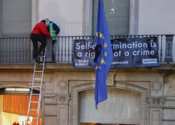 Activistas de la ANC abandonan la ocupación de la sede de la Comisión Europea en Barcelona