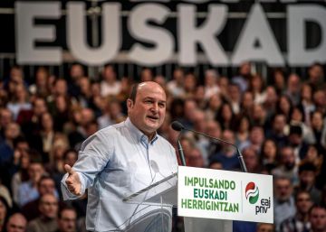 Ortuzar destaca la solidez del PNV “frente a populistas, demagogos y antisistema”
