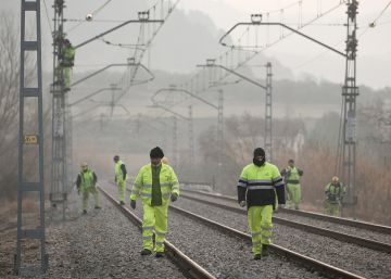 Los maquinistas fuerzan a Renfe a mantener cortada el tramo de la R4 del accidente mortal del viernes