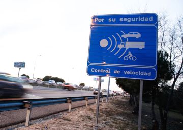 El nuevo radar de tramo de la A-5 empezará a multar dentro de dos meses