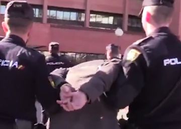 Homem mata a mãe, a desmembra e come parte do corpo em Madri