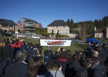 Waterloo estudia multar Ciutadans per l’acte d’Arrimadas davant la casa de Puigdemont