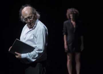 Un piano suspès en l’aire per invocar Carles Santos