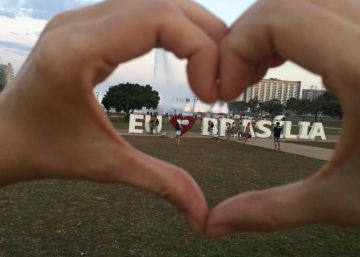 En la distancia