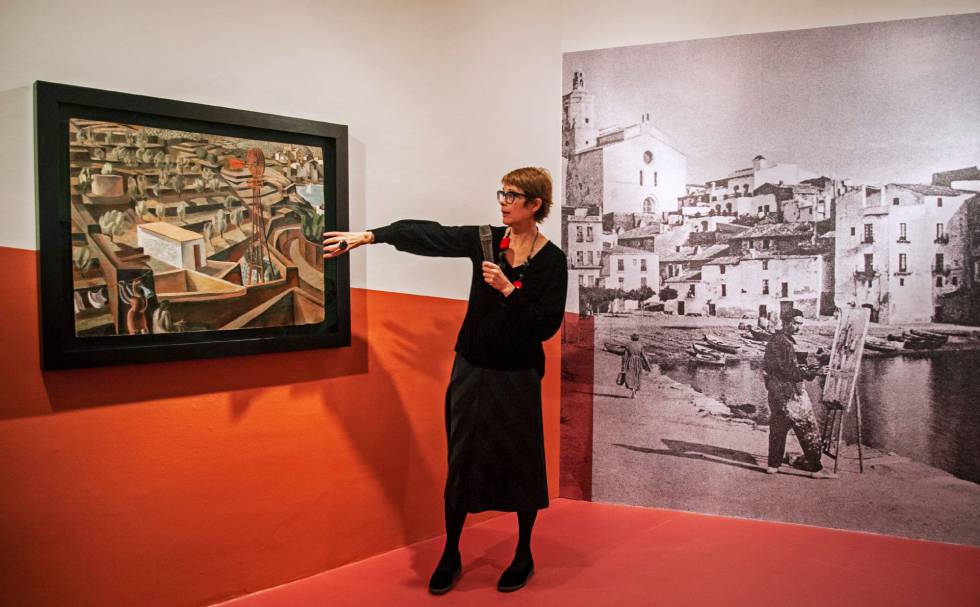 Montse Aguer durant la presentació de l'última obra que ha adquirit la Fundació Gal·la-Dalí que s'exposa en Púbol.