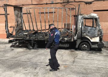 Protestas y quema de un camión tras el asesinato del Pozo del Tío Raimundo