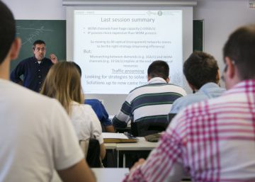 La deixadesa de la Generalitat sobre l’exigència d’idiomes confon els universitaris