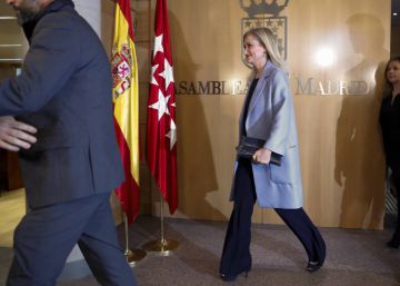 Cifuentes reitera ante la jueza que no ordenó falsificar el acta de su máster