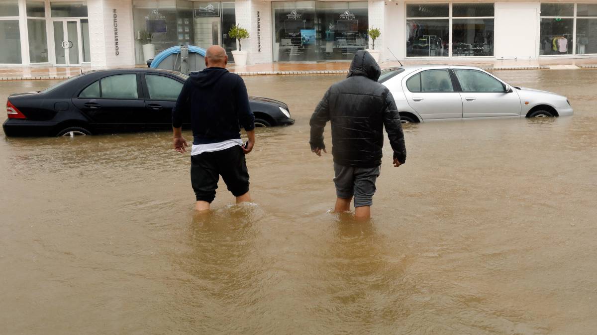 Calle inundada en Xàbia.