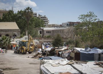 Medio centenar de chabolistas, expulsados de Can Ricart