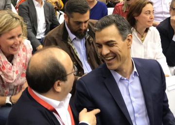 “No quiero volver al armario”, exclama Iceta pidiendo concentrar el voto socialista