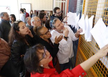 El PSOE arrasa en los grandes municipios y Ciudadanos arrebata los feudos del PP