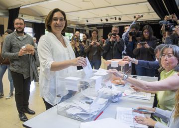 Colau aventaja por la mínima a ERC en Barcelona, según la encuesta del CIS