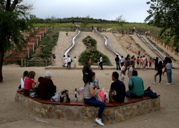 Valdefuentes, feudo de Ciudadanos, un barrio limpio y videovigilado