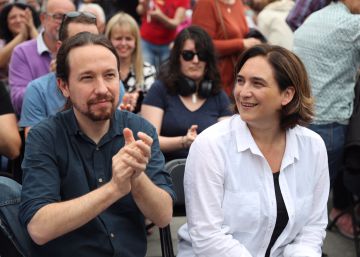 Falciani, Regàs y Pérez-Royo, entre las 165 personalidades que firman un manifiesto de apoyo a Colau