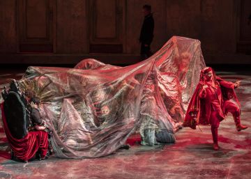 Leo Nucci repite en Valencia la hazaña de Madrid al cantar un bis en ‘Rigoletto’