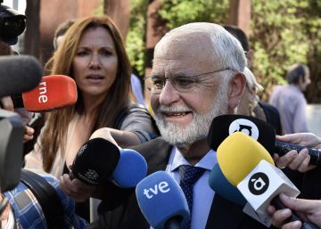 Cotino defiende ante la juez que solo fue un voluntario en la visita del Papa