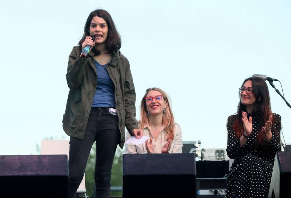 Isabel Serra, en su intervención en el cierre de campaña.