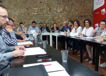 PSPV, Compromís y Unides Podem agotan el plazo para pactar el Consell