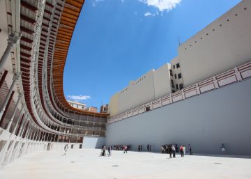 El frontón Beti Jai reabre sus puertas por un día cien años después
