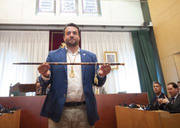 El PSC se suma a un pacto contra Albiol (PP) y gobernará Badalona