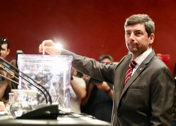 El independentismo toma la Cámara de Barcelona con la defensa del derecho de autodeterminación